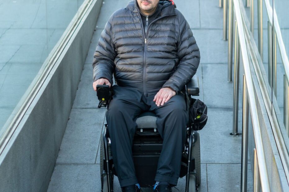 Jak napęd do wózka inwalidzkiego może wspierać na niezależność